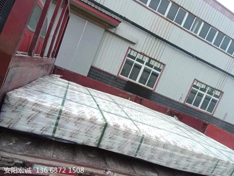 安陽宏誠：參與定制生產(chǎn)的高分子聚乙烯耐磨板